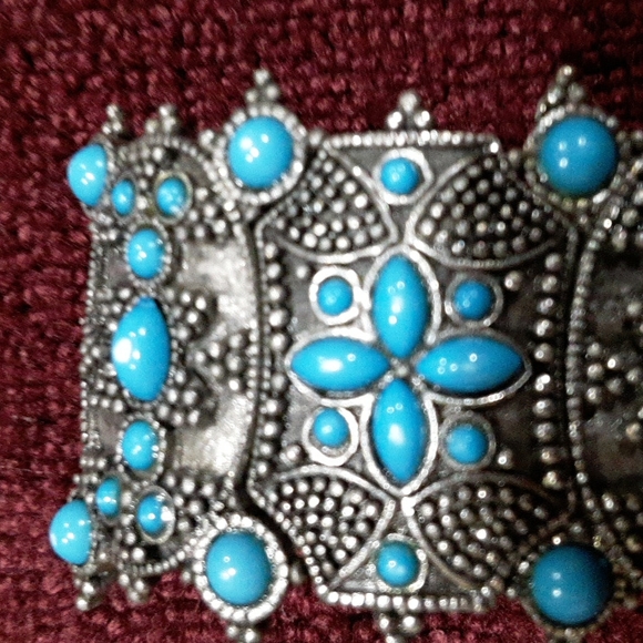 TURQUOISE & GREEN STRETCHY BRACELETS..PRETTY - Picture 3 of 6